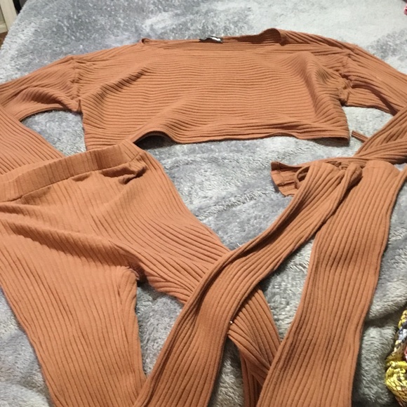 Fashion nova RibbedTwo-Piece Set - Picture 6 of 8